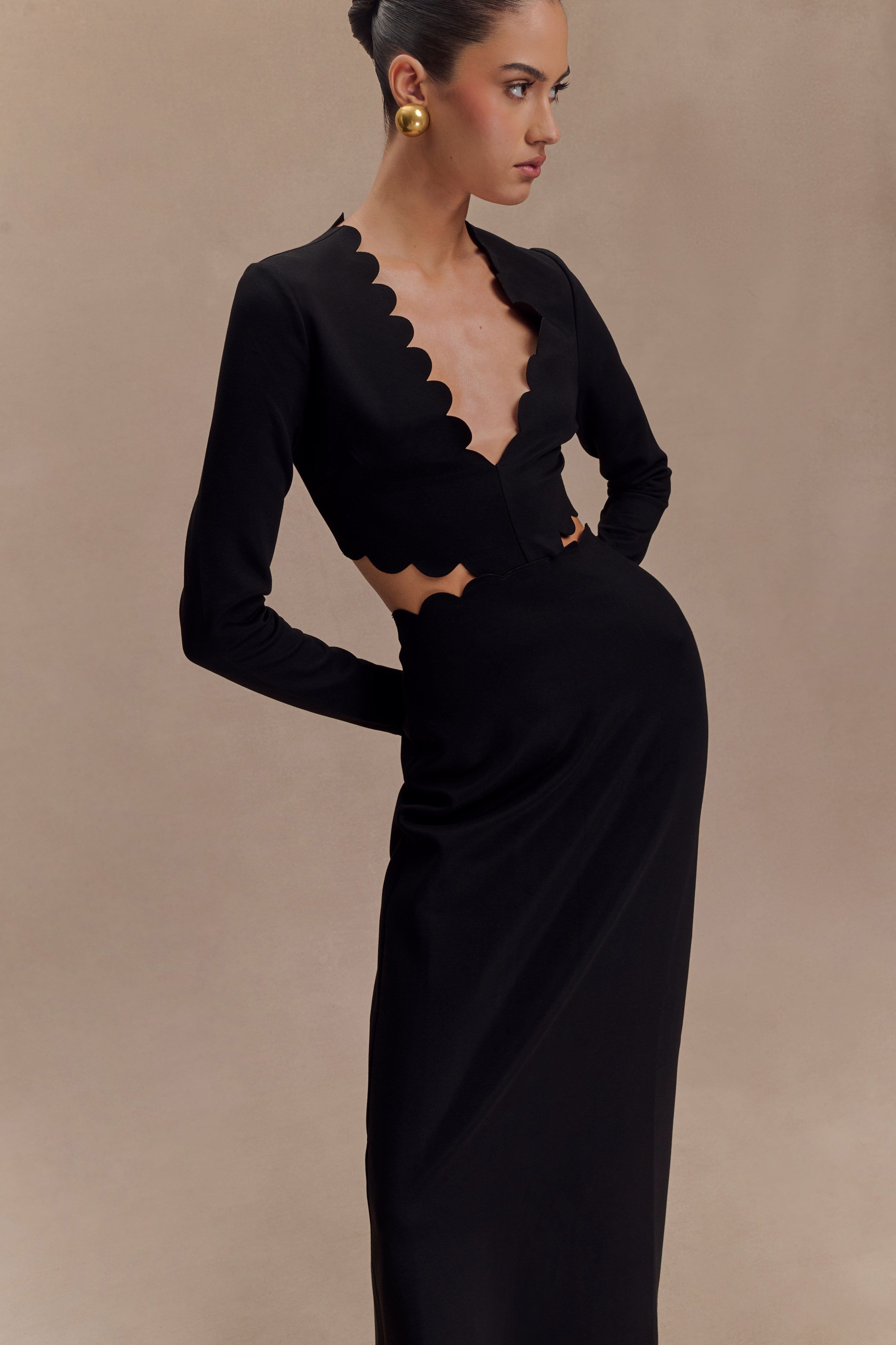 Cynthia Scalloped Halter Maxi Dress - Black