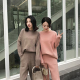 Autumn 2025 Autumn And Winter New Set Of Sweater Thin Knit Trousers Casual Suit Women's Two-Set HZ1220