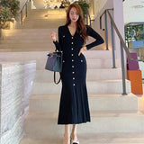 Black Knitted Dress 2025 Autumn And Winter New Long Sleeves Of Ocean Gas Single Buckle Bottom Dress Casual Woman HZ1220